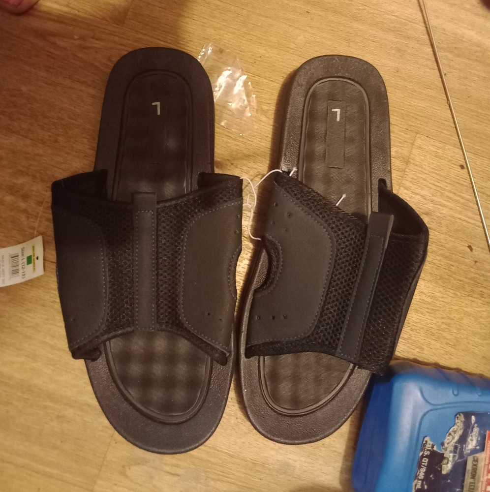 Shoes - Picture 3 of 3